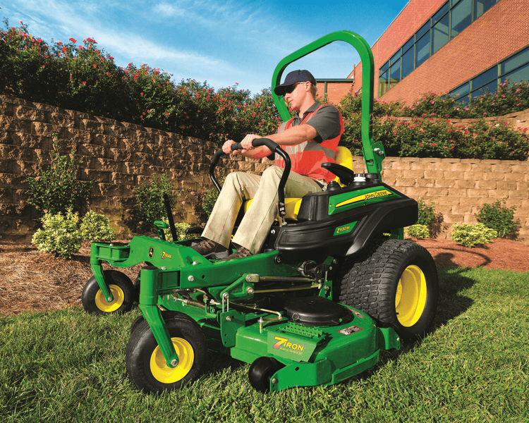 Commercial Zero Turn Ztrak Mowers